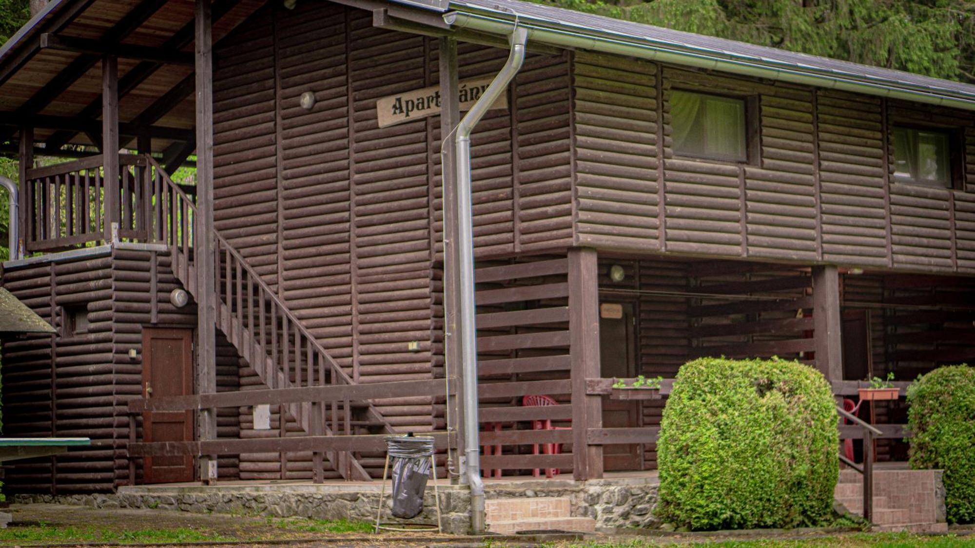 Komari Louka Nova Olesna ภายนอก รูปภาพ
